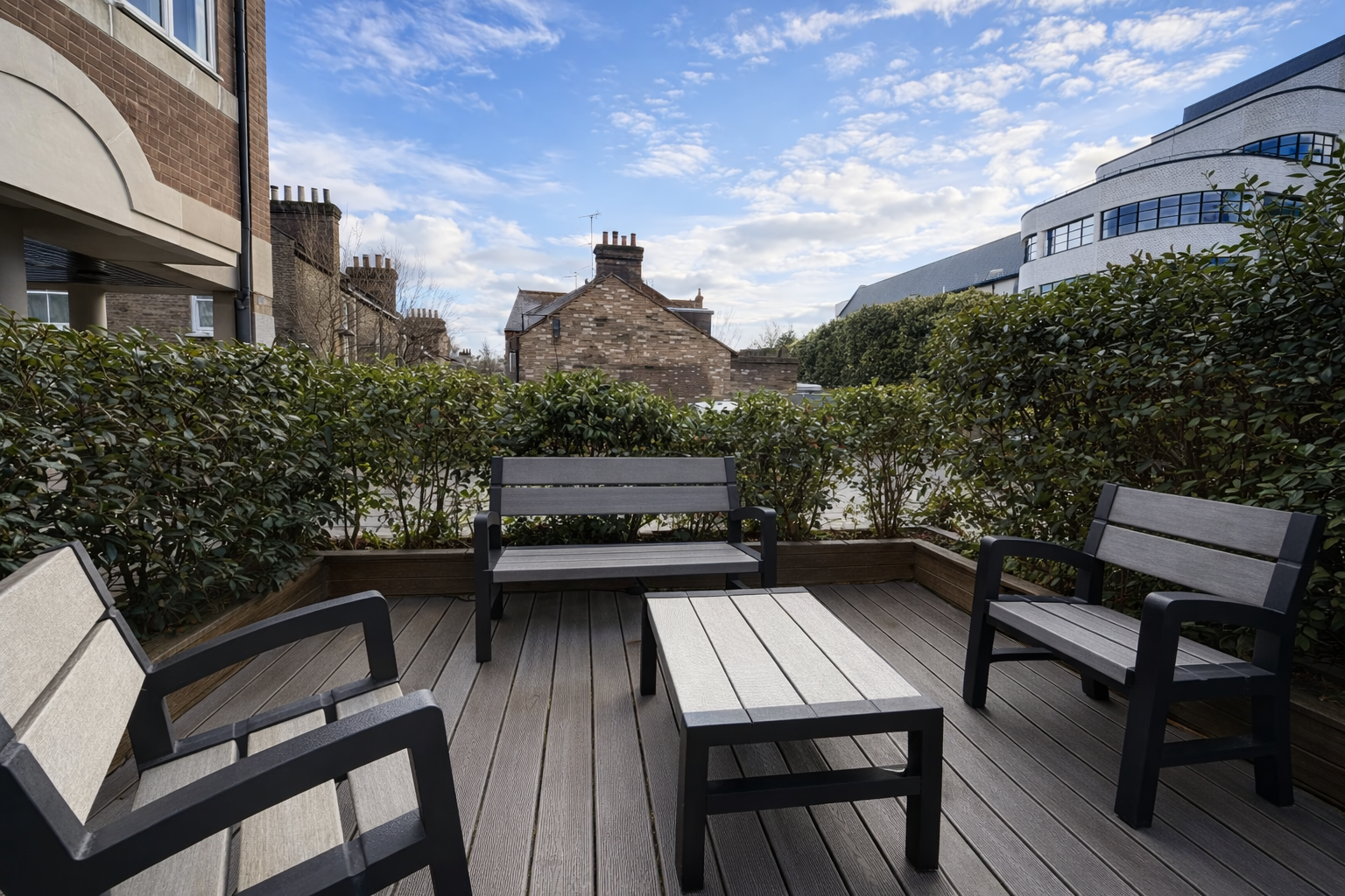 Ealing Serviced Apartments | Corporate Accommodation London Book-Ealing-serviced-apartments-near-Ealing-Broadway.-Perfect-for-corporate-stays,-relocations,-contractors,-and-self-catering-accommodation.