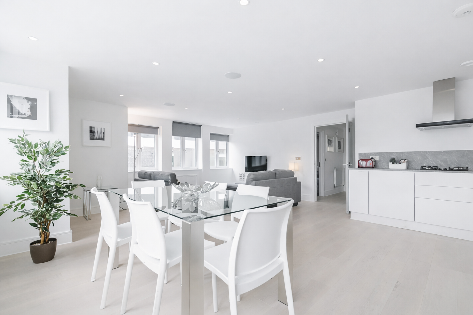 Ealing Serviced Apartments | Corporate Accommodation London Book-Ealing-serviced-apartments-near-Ealing-Broadway.-Perfect-for-corporate-stays,-relocations,-contractors,-and-self-catering-accommodation.