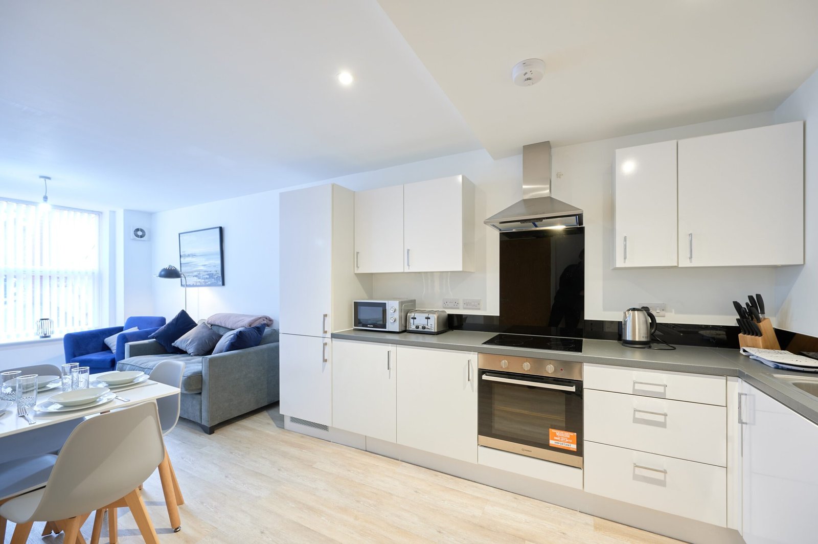 Lancashire Holiday Apartments | Preston Serviced Apartment Lancashire-holiday-apartments-in-central-Preston-with-two-bedrooms,-parking,-WiFi,-self-catering-facilities-and-excellent-transport-links.