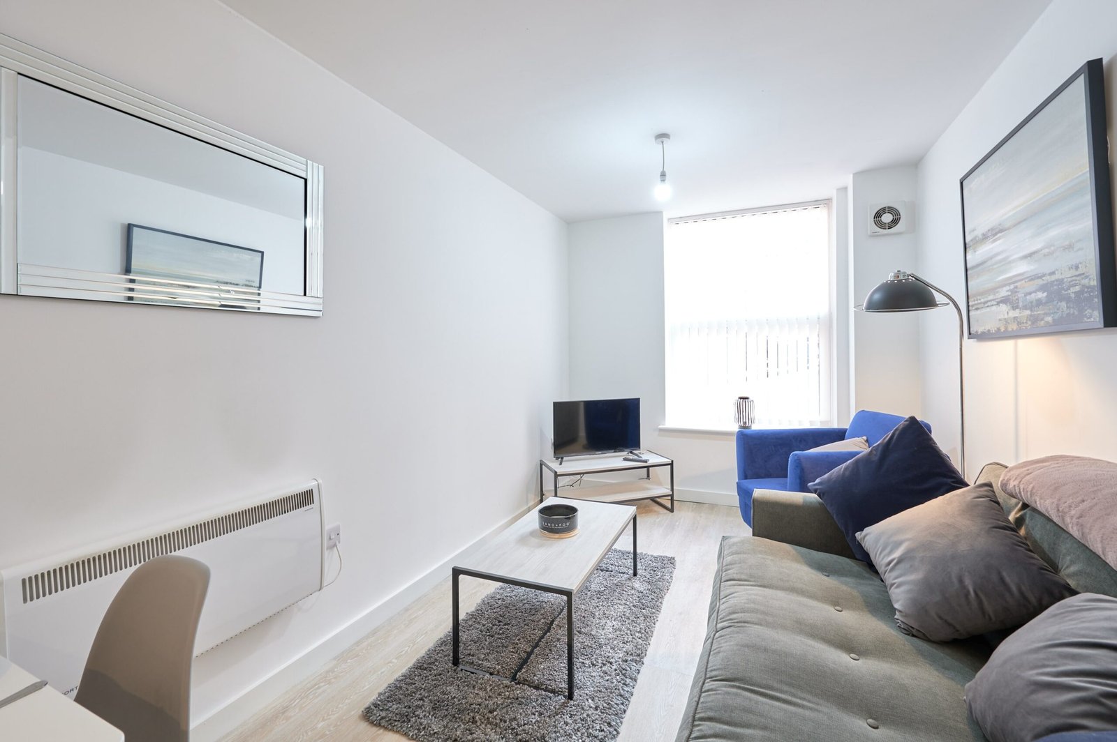 Lancashire Holiday Apartments | Preston Serviced Apartment Lancashire-holiday-apartments-in-central-Preston-with-two-bedrooms,-parking,-WiFi,-self-catering-facilities-and-excellent-transport-links.