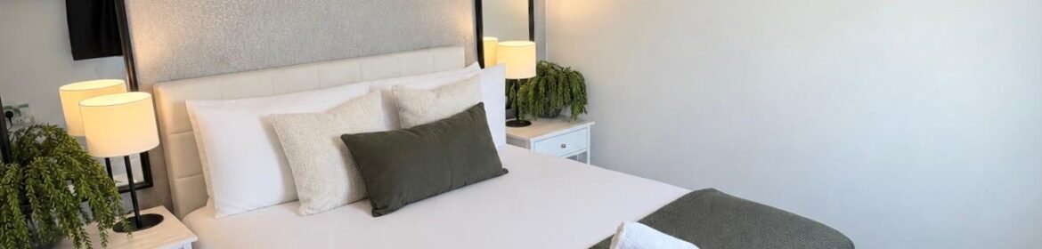 Book Surrey Holiday Homes near Egham and Heathrow Airport. Ideal for family stays, business trips, and extended accommodation. Book Now