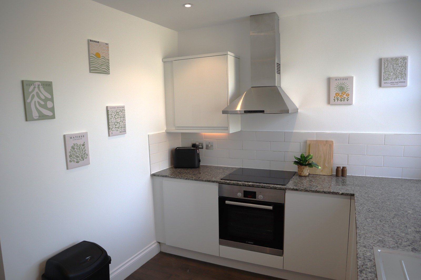 Brighton Lanes Furnished Apartments | Stay Near Brighton Beach Stay-in-stylish-furnished-apartments-in-Brighton-Lanes,-just-minutes-from-Brighton-Beach,-Brighton-Station,-shops,-&-top-attractions.