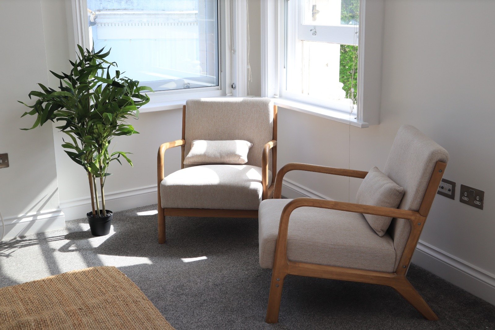 Brighton Lanes Furnished Apartments | Stay Near Brighton Beach Stay-in-stylish-furnished-apartments-in-Brighton-Lanes,-just-minutes-from-Brighton-Beach,-Brighton-Station,-shops,-&-top-attractions.