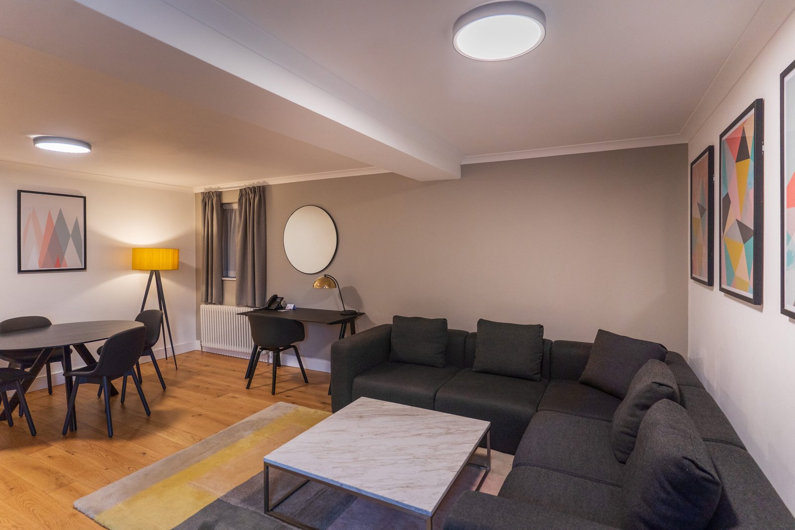 Book Short Stay Apartments Kensington at Kensington High Street, offering spacious 2-bedroom accommodation near Hyde Park, museums, shopping.
