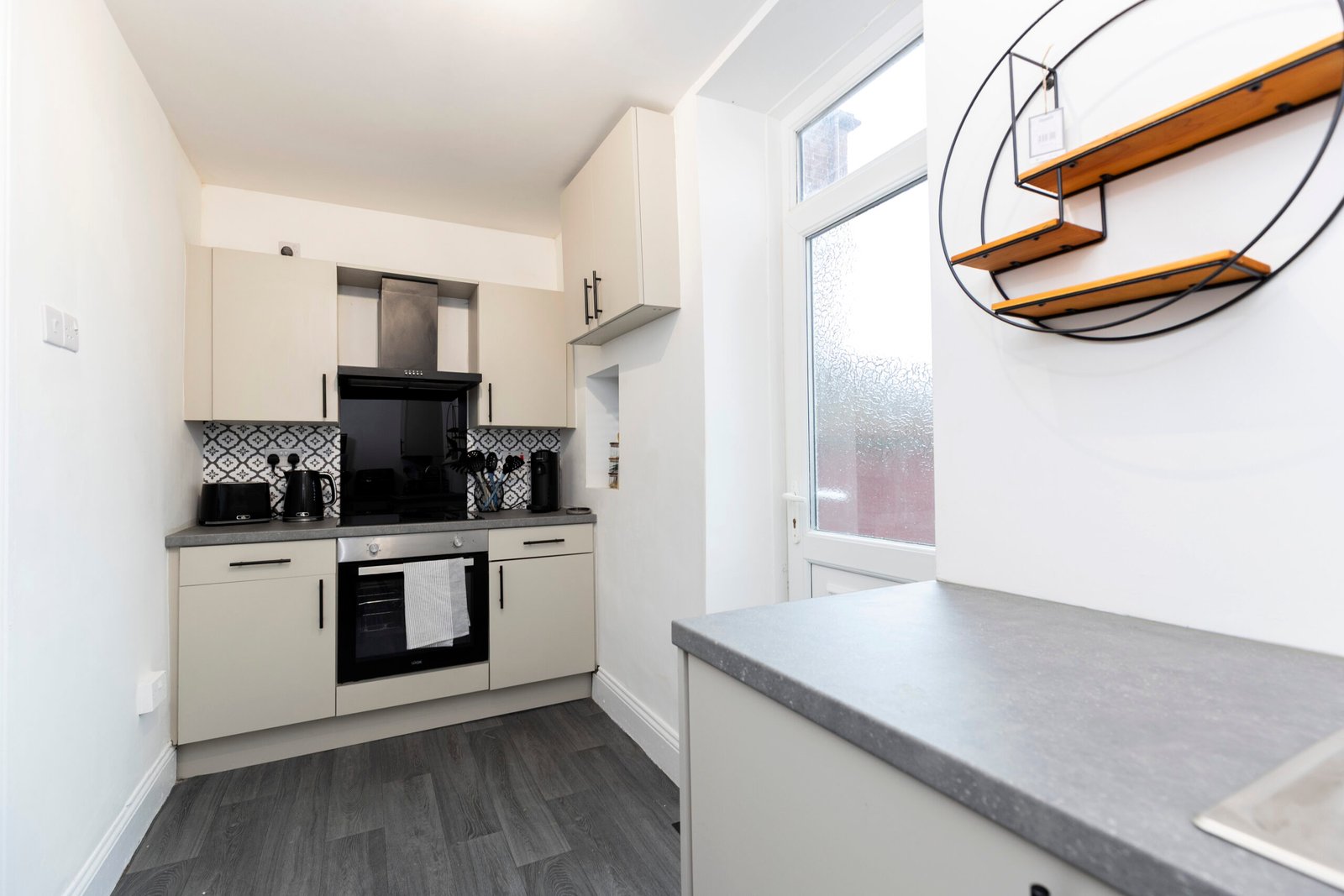 Newcastle Holiday Apartments for Corporate Short Let Rentals Book-the-best-Newcastle-holiday-apartments-with-this-County-Durham-accommodation.-Corporate-short-let-rentals-are-available-weekly-or-monthly