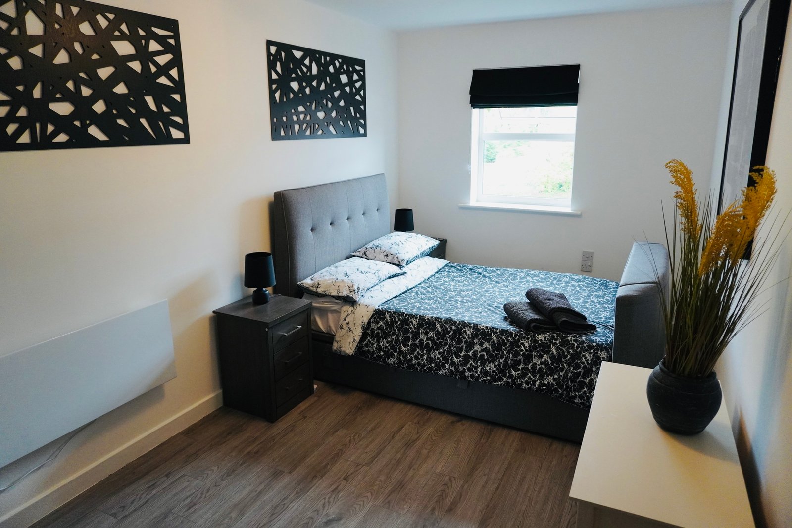 2 bedroom