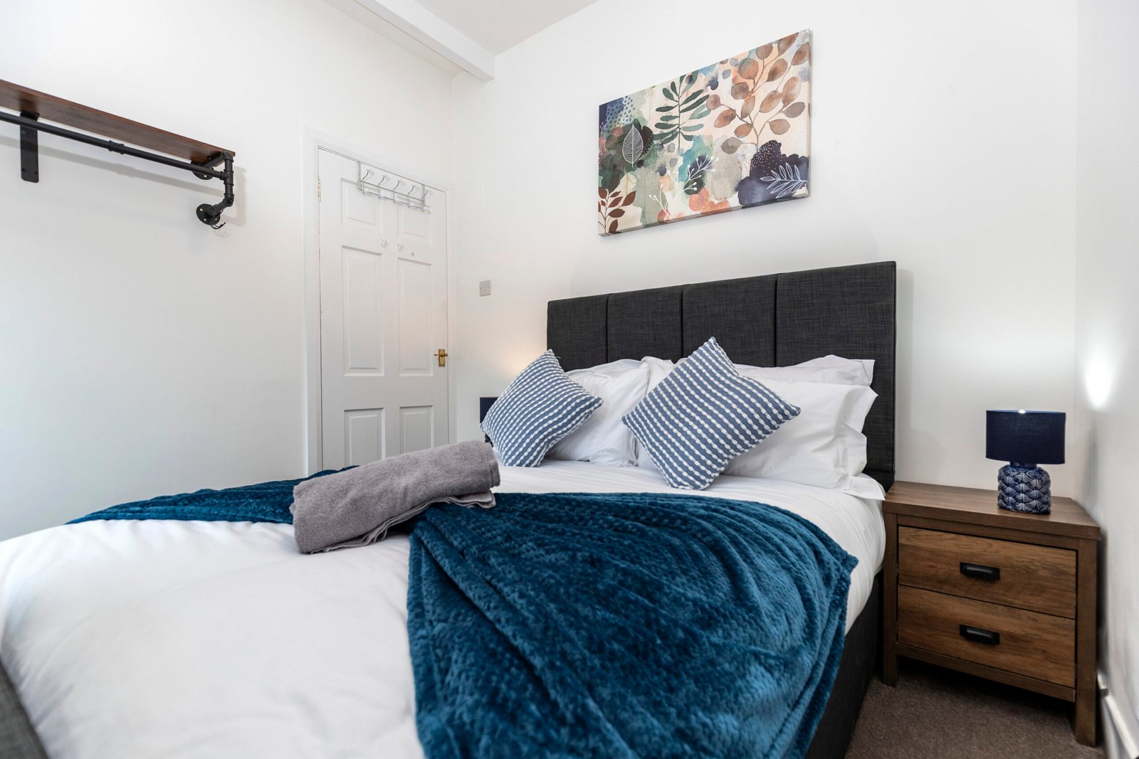 Newcastle Holiday Apartments for Corporate Short Let Rentals Book-the-best-Newcastle-holiday-apartments-with-this-County-Durham-accommodation.-Corporate-short-let-rentals-are-available-weekly-or-monthly