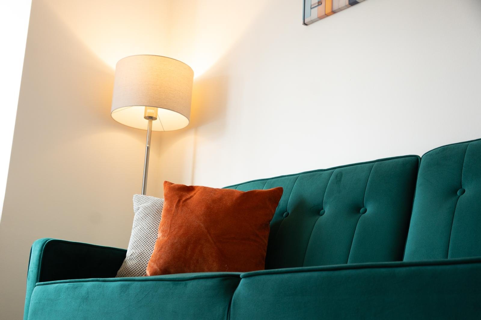 Short Let Accommodation Birmingham | West Bromwich Home Find-short-let-accommodation-near-Birmingham-at-West-Bromwich-Home.-A-convenient-holiday-apartment-in-the-West-Midlands.
