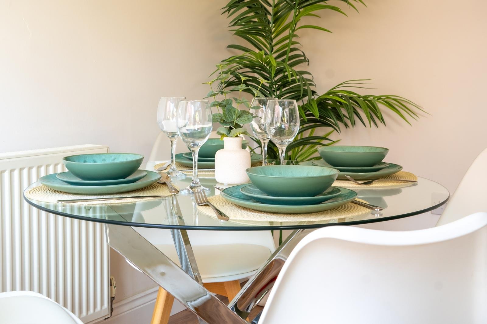 Short Let Accommodation Birmingham | West Bromwich Home Find-short-let-accommodation-near-Birmingham-at-West-Bromwich-Home.-A-convenient-holiday-apartment-in-the-West-Midlands.
