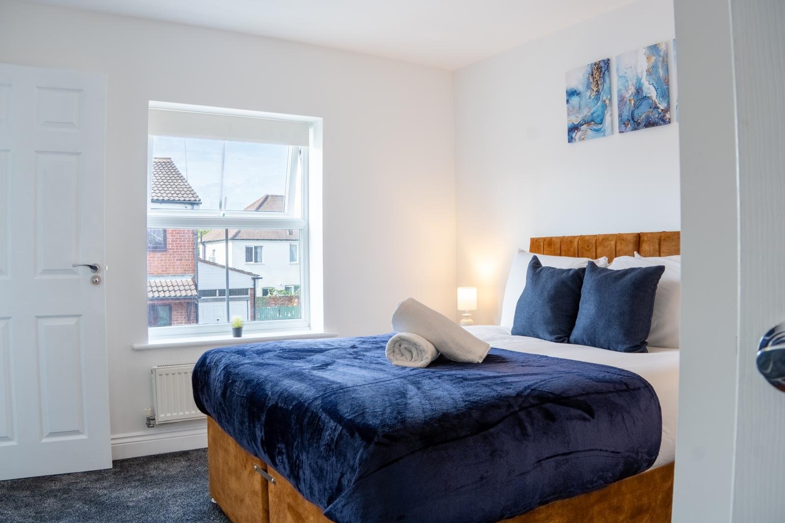 Short Let Accommodation Birmingham | West Bromwich Home Find-short-let-accommodation-near-Birmingham-at-West-Bromwich-Home.-A-convenient-holiday-apartment-in-the-West-Midlands.