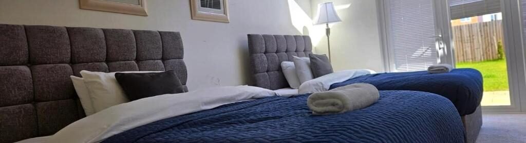 Short Lets Preston | Holiday Cottages in Lancashire for Rent Short lets in Preston with parking and garden. Book furnished holiday cottages in Lancashire for weekly and monthly rentals